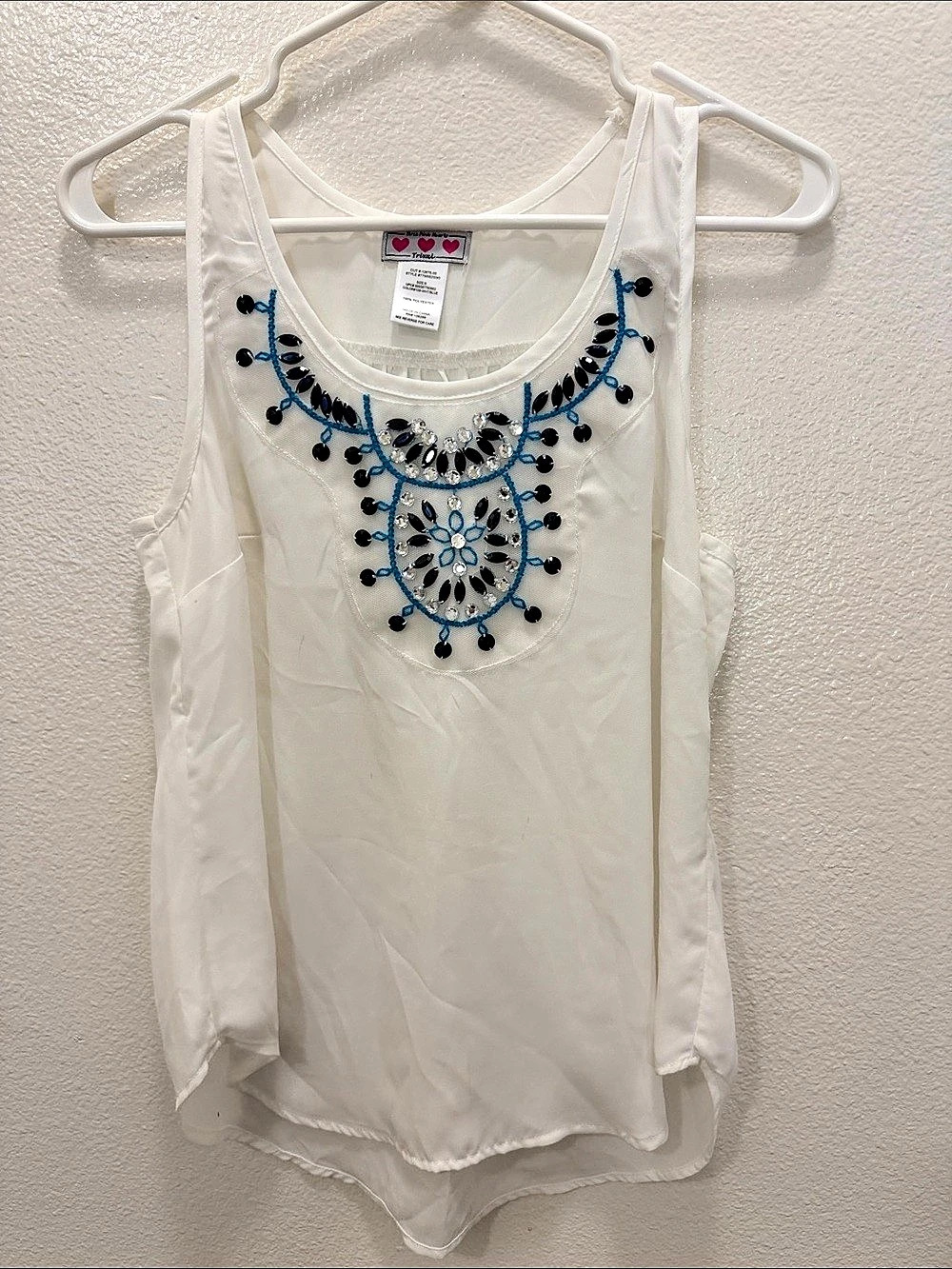 Three Pink Hearts Trixxi Embellished White Tank Top Size small